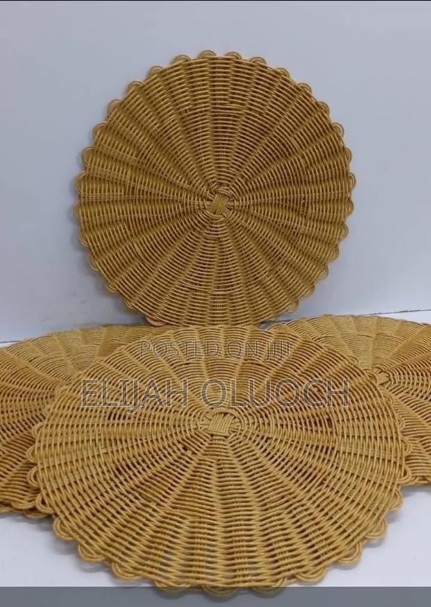 Rattan Unique Mats Now Available* *33cm Diameter* - thumbnail 2