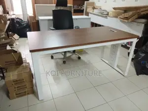 Office Desk : Modern Executive Office Computer Desk