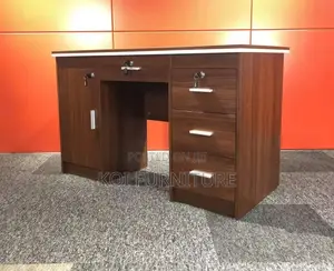 Office Desk : 1.4m Office Computer Desk Featuring a Wood Finish