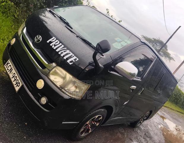 Toyota HiAce 2012 Black - thumbnail 4