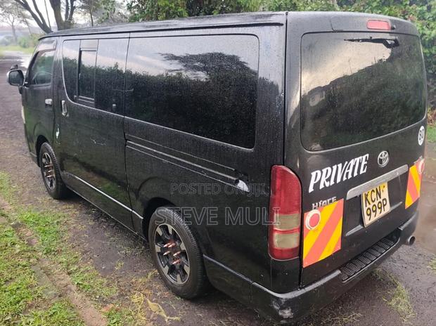Toyota HiAce 2012 Black - thumbnail 6