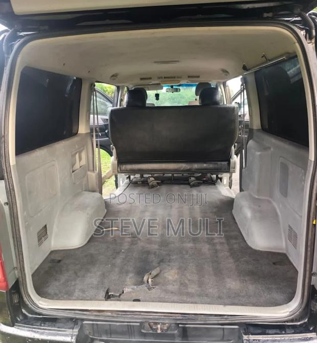 Toyota HiAce 2012 Black - thumbnail 8