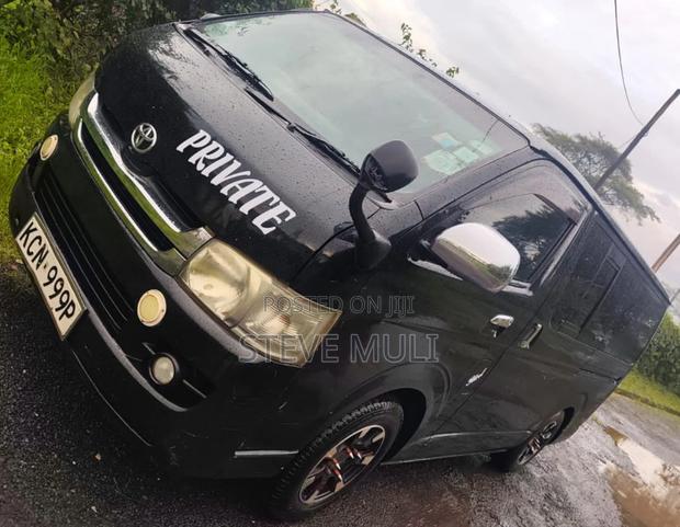 Toyota HiAce 2012 Black - thumbnail 12