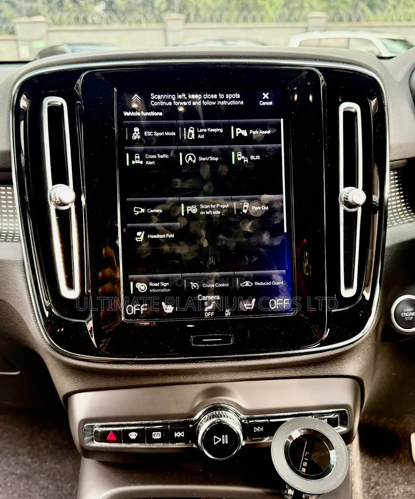 Volvo XC40 B4 Petrol AWD 2020 Black