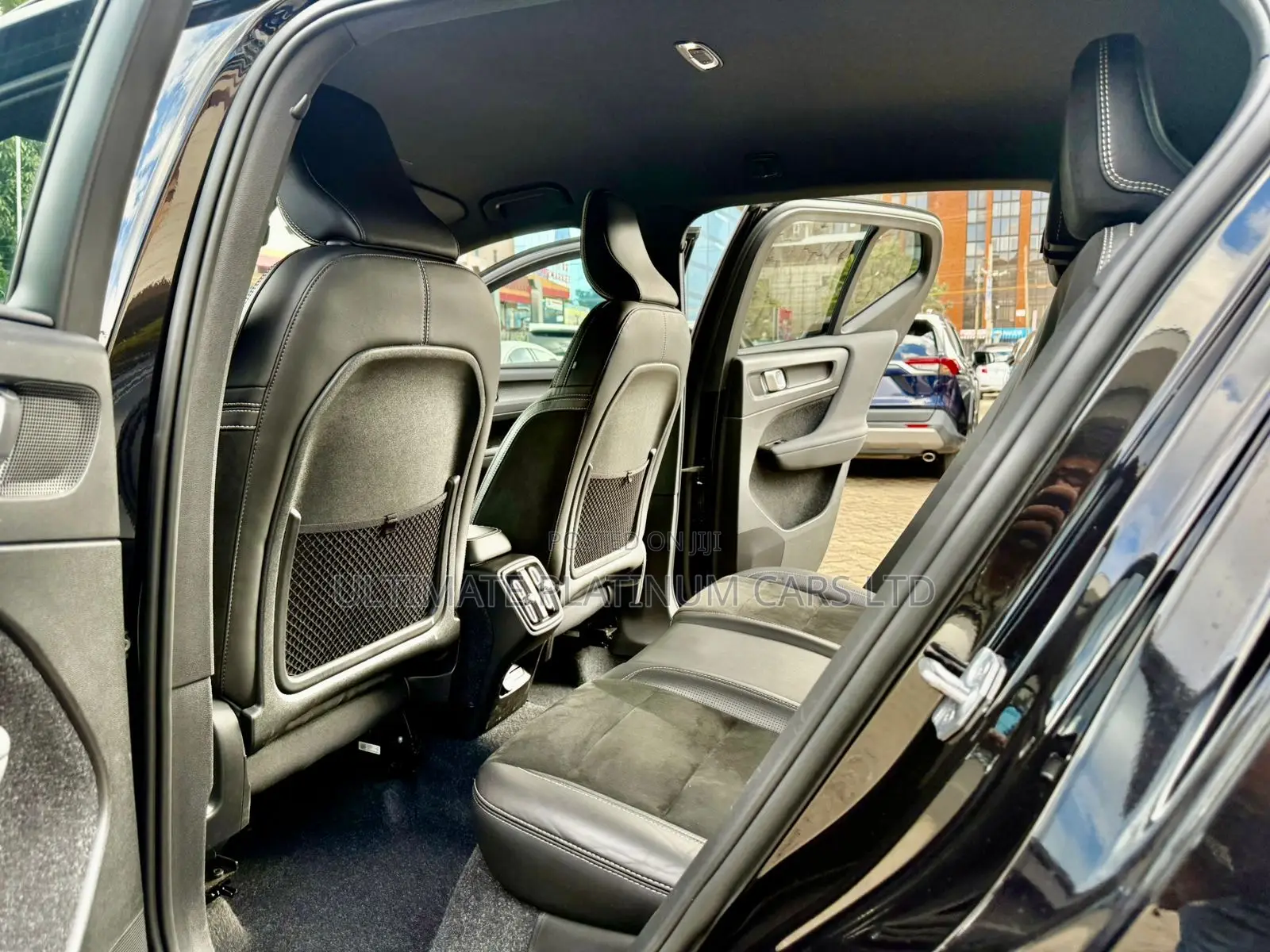Volvo XC40 B4 Petrol AWD 2020 Black
