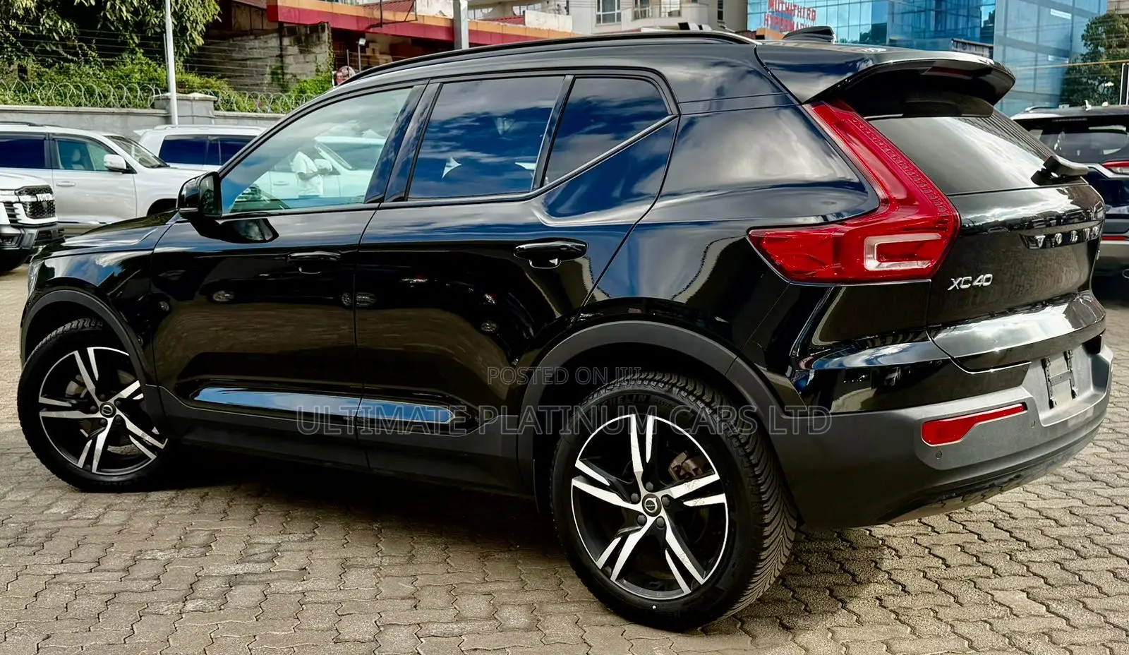 Volvo XC40 B4 Petrol AWD 2020 Black