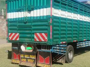 Lorries Are Available for Movers and Cargo Delivery
