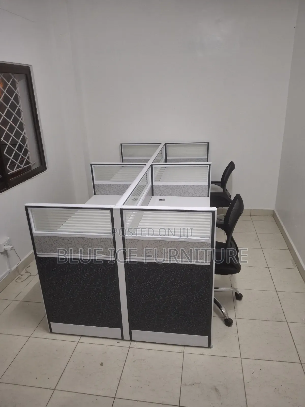 4 Way Modular Working Station