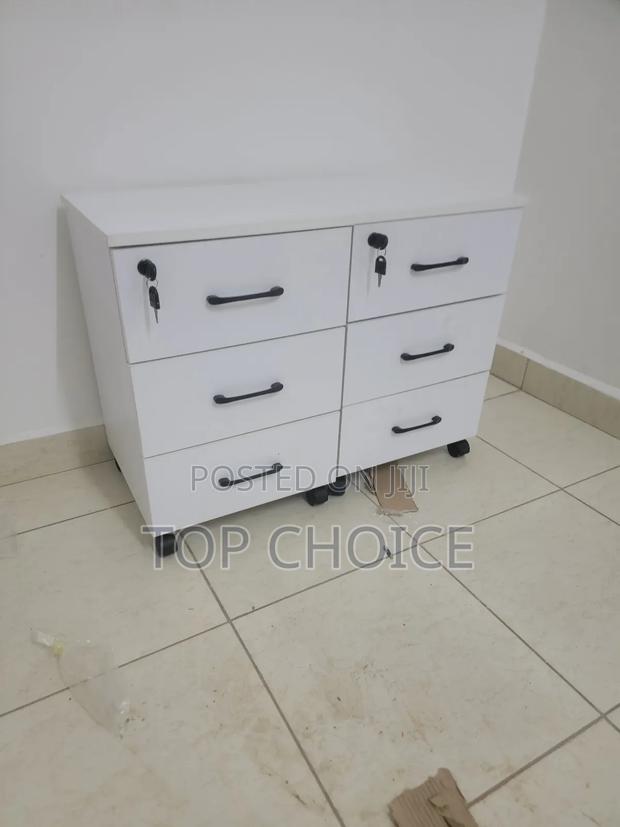 Mobile Pedestals