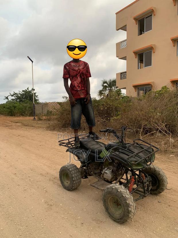 Motorcycle 2019 Black - main view