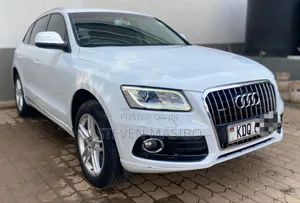 Audi Q5 2.0T Premium AWD quattro 2017 White
