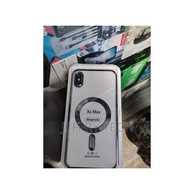 High-Quality iPhone Xs Max Electroplated Clear Case – Slim, Shockproof - main view