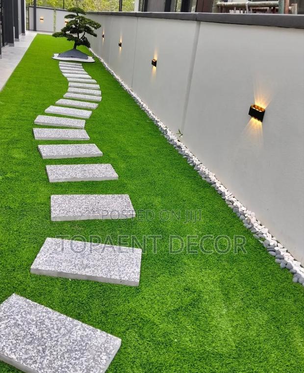 35mm Hotel Surrounding Green Artificial Grass Carpet - main view