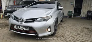 Toyota Auris 2014 Silver