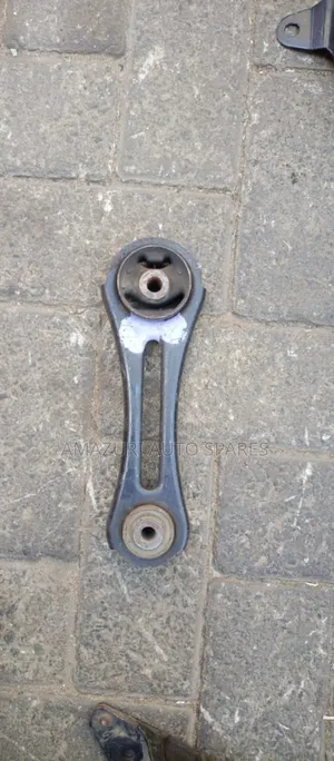 Nissan Day Mounting