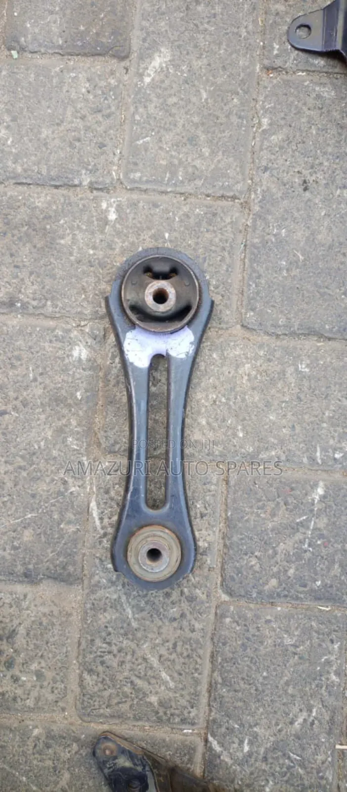 Nissan Day Mounting