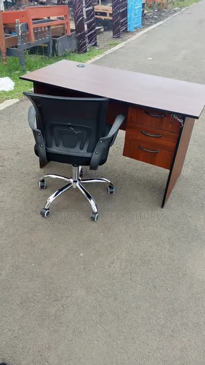 Office Desk With Chris