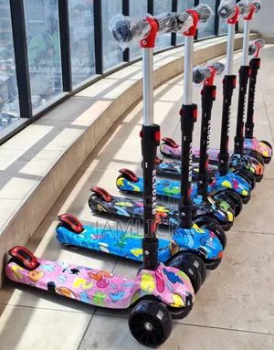 Kids 3-Wheel Scooter for Ages 3–12 –G
