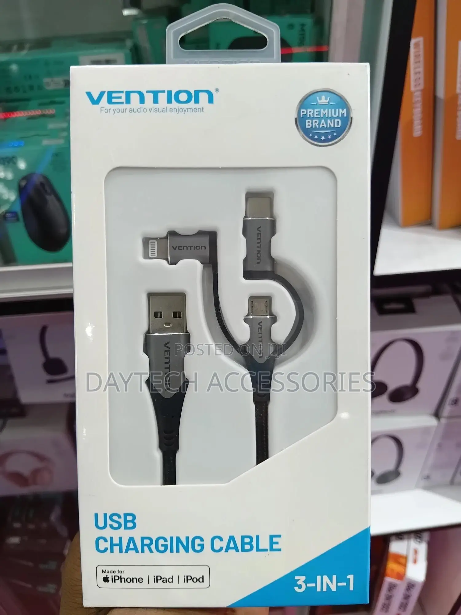 Vention Usb 2.0 a Male to 3-in-1 Micro-B Usb-C Lightning Male Cable 1m