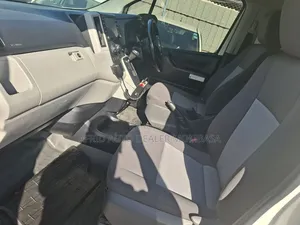 Toyota Grand HiAce 2020 White