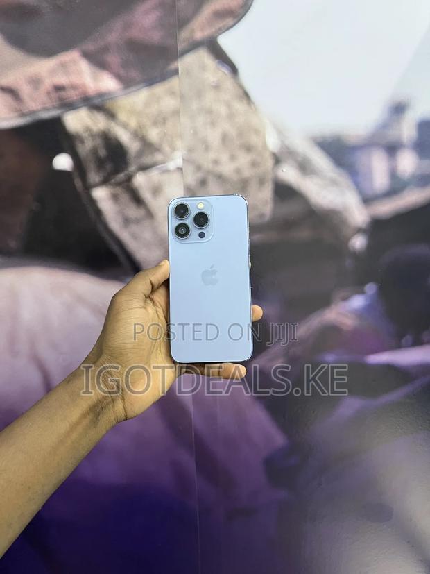 Apple iPhone 13 Pro 128 GB Blue - thumbnail 3