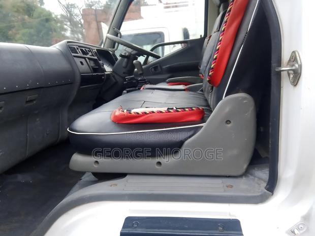 Mitsubishi Fh - thumbnail 4