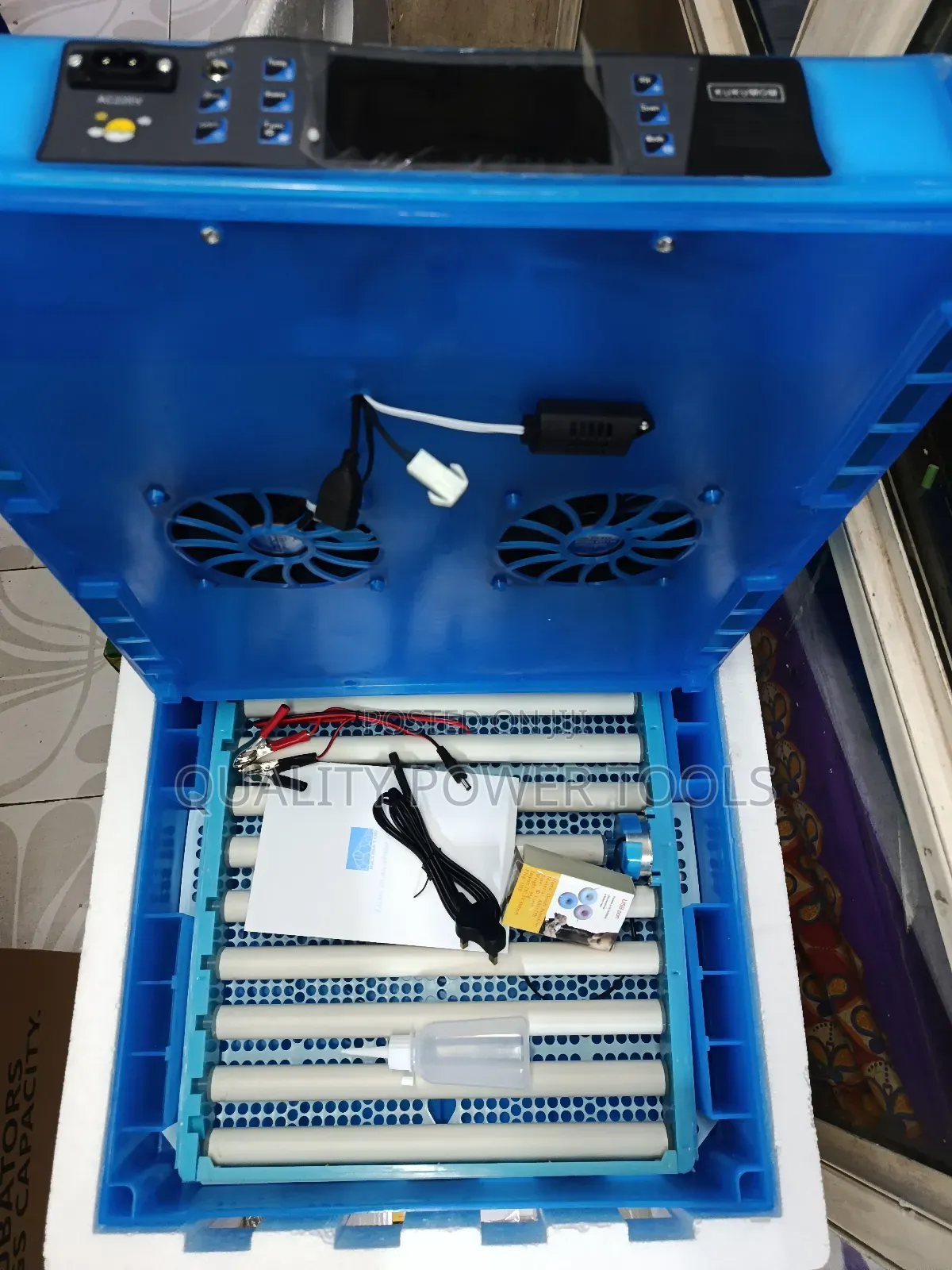 64 Automatic Egg Hatch