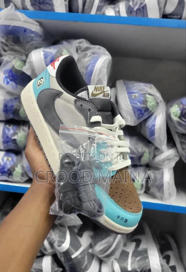 Shoes and Sneakers - main view