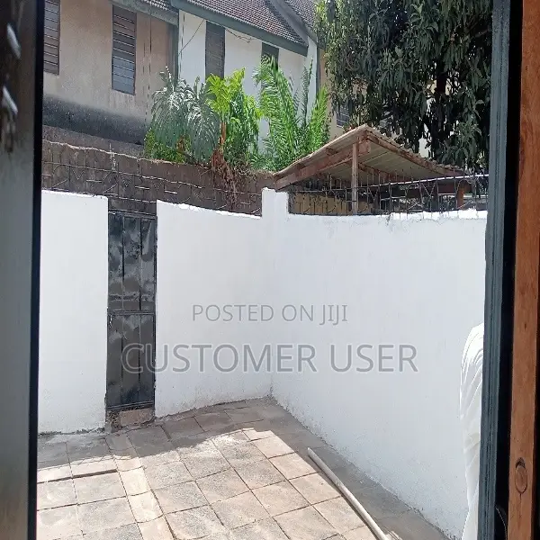 3bdrm Maisonette in Bellevue Estate, South C for sale