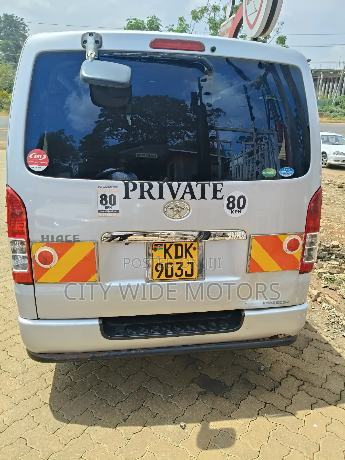 Toyota HiAce 2015 Silver
