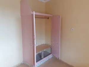 2bdrm Apartment in Zambezi/Sigona for rent