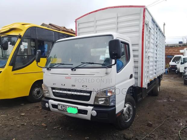 Hd Fuso Canter - main view