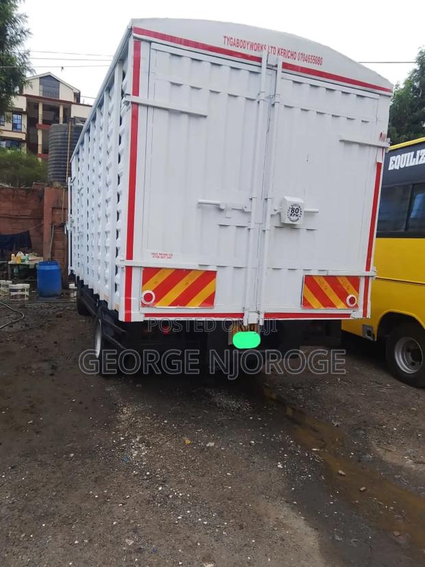 Hd Fuso Canter - thumbnail 11