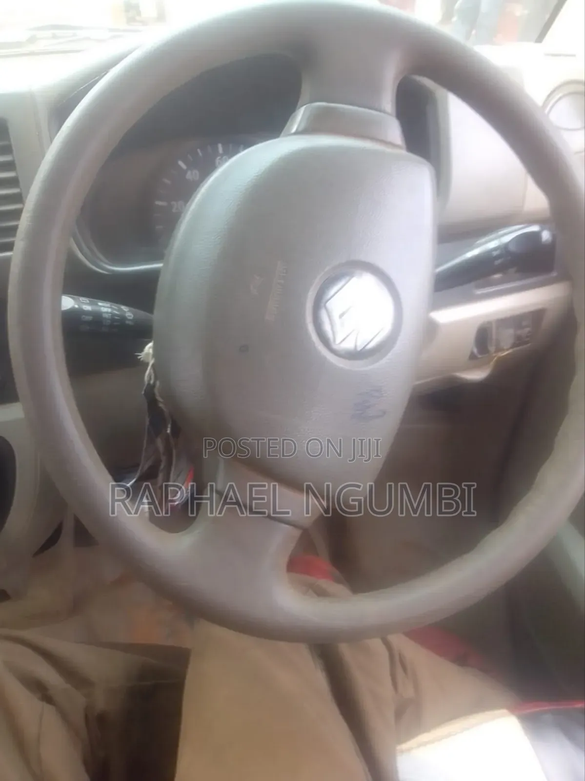 Suzuki Every Wagon 2014 White