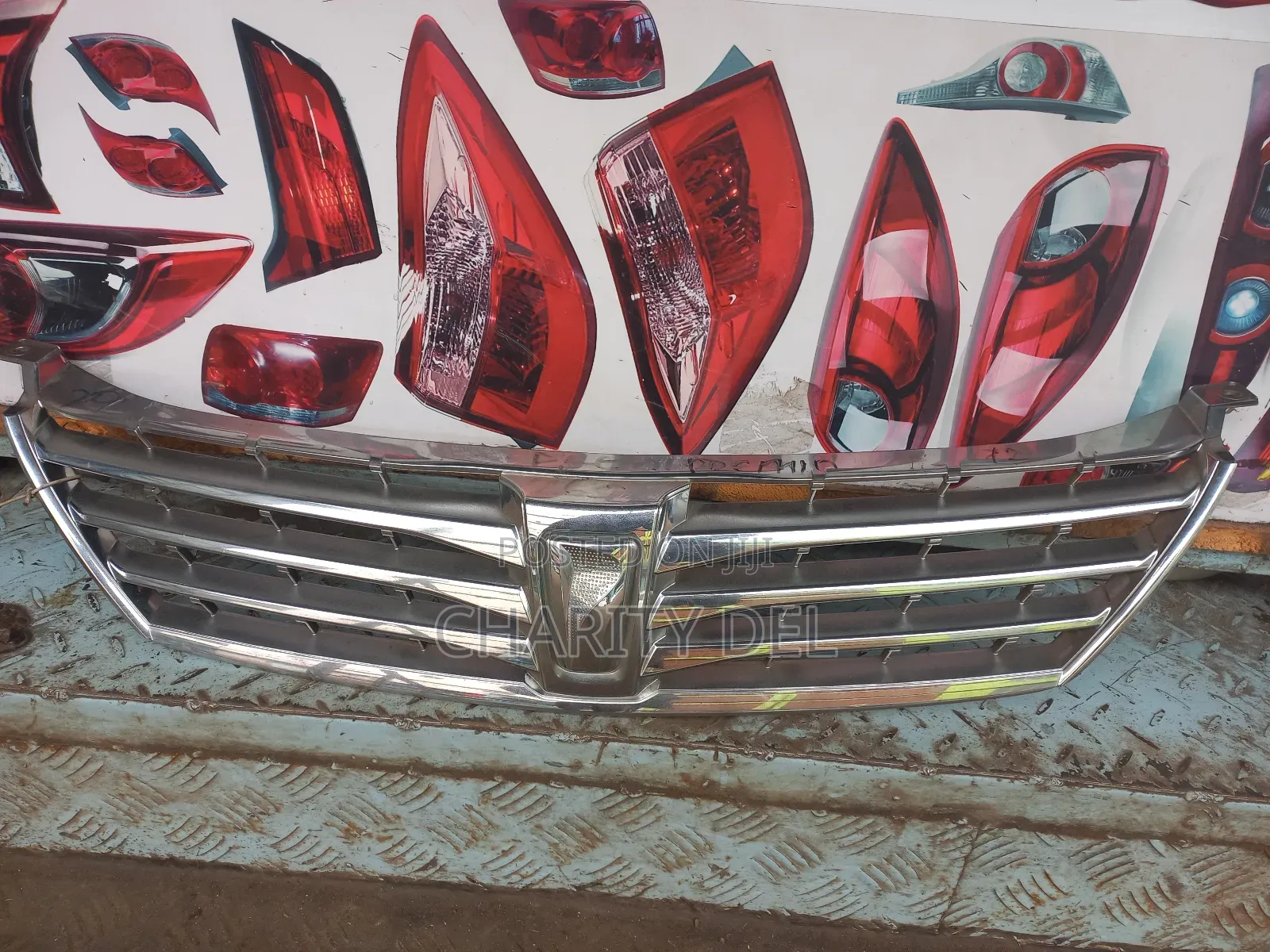Premio 260 Grille