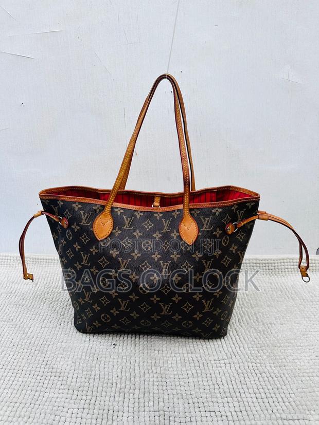 Authentic Louis Vuitton Neverfull Mm Monogram Tote Bag