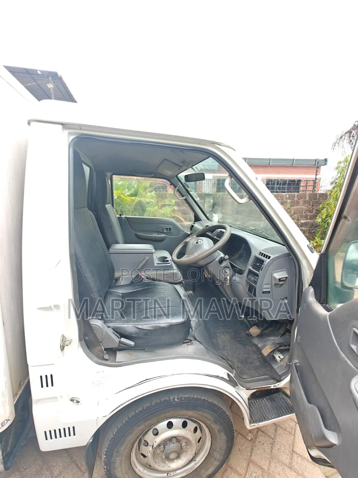 Mazda Bongo 2014 White