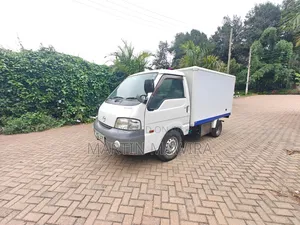Mazda Bongo 2014 White