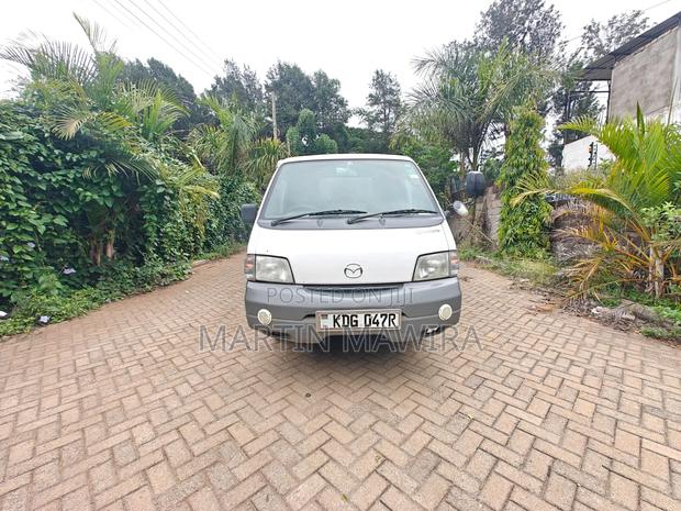 Mazda Bongo 2014 White - thumbnail 6