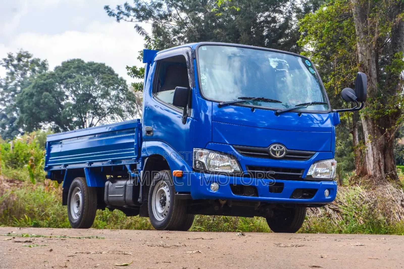 Toyota Dyna 2019 Blue