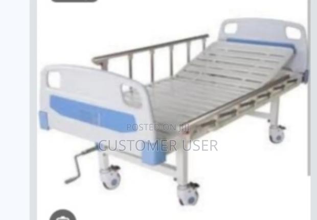 Hospital Crank Bed - thumbnail 4