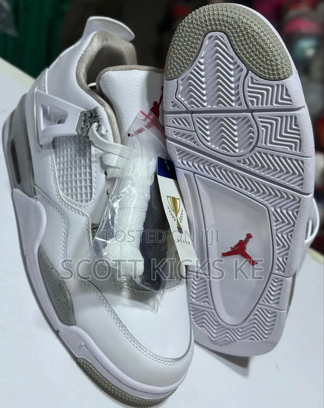 Air Jordan 4 White Oreo Og