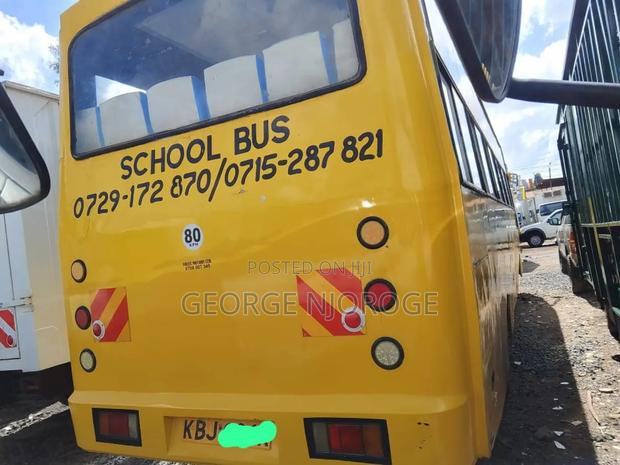 Isuzu FRR 2009 Yellow - thumbnail 9