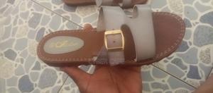 Classic Ladies Shoes - thumbnail 2