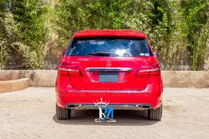 Mercedes-Benz B-Class B180 Petrol 2018 Red
