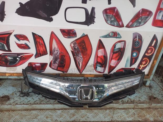 Honda Fit Shuttle 2012 - main view