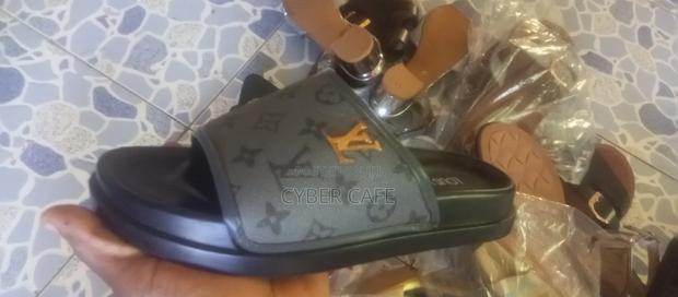 Classic Ladies Shoes - thumbnail 4