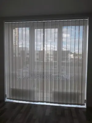 Vertical Blinds Office Window Blinds With Adjustable Light Control