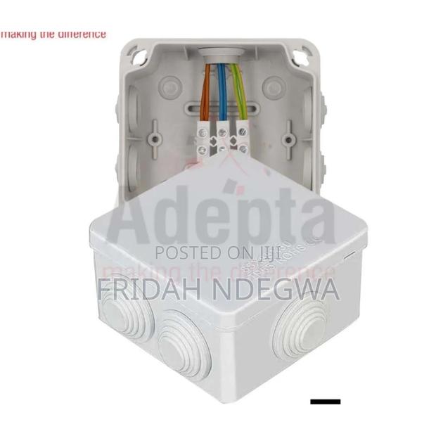 Adapter Box 85 × 85 × 50 - main view