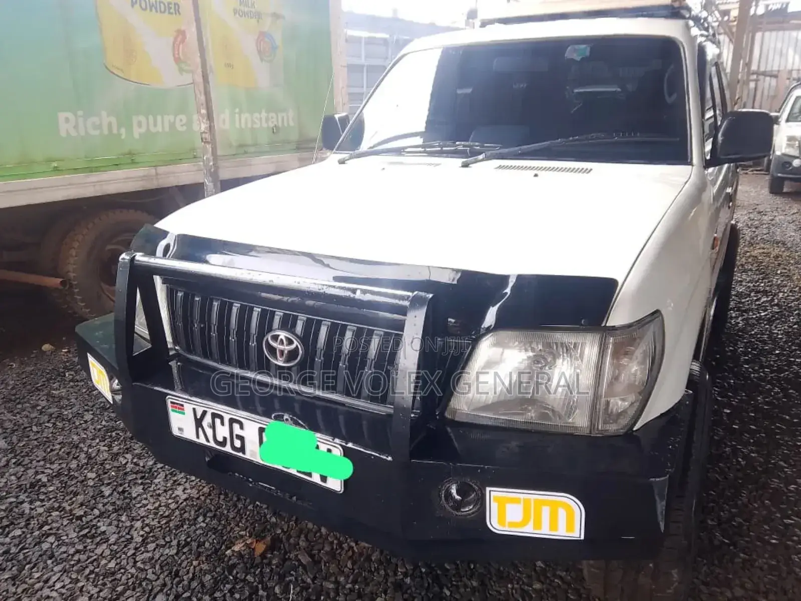 Toyota Land Cruiser PRADO 2003 White